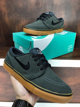 Carregar imagem no visualizador da galeria, TÊNIS NIKE JANOSKI
